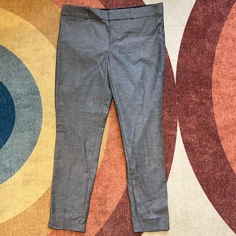 NWT Banana Republic Women’s Sloan Fit Low-Rise Slim Ankle Light Gray Dress Pants